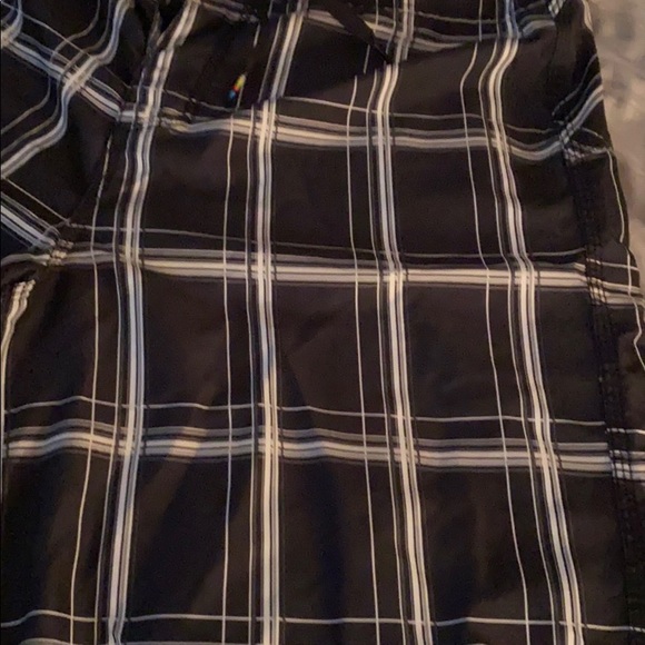 Hurley bathing suit. - Picture 4 of 6